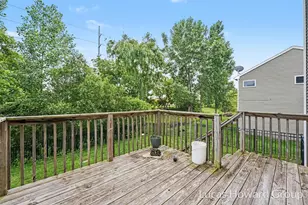 1041 Sunfield Dr, Holland, MI 49424 - Photo 24