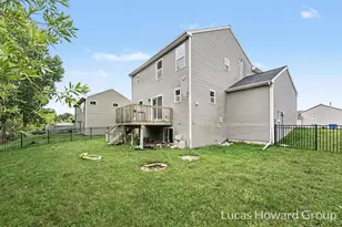 1041 Sunfield Dr, Holland, MI 49424 - Photo 26