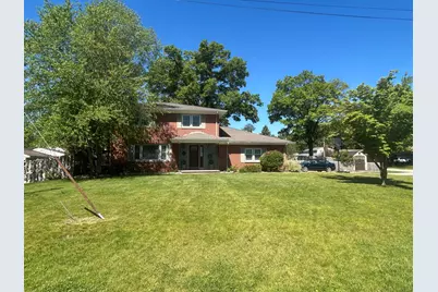 921 Par 4 Circle, Kalamazoo, MI 49008 - Photo 32