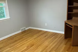 921 Par 4 Circle, Kalamazoo, MI 49008 - Photo 28
