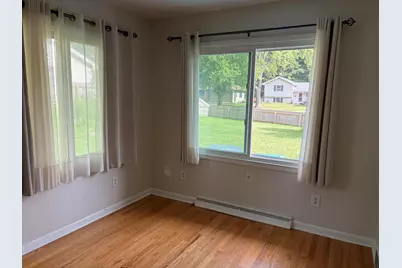 921 Par 4 Circle, Kalamazoo, MI 49008 - Photo 18