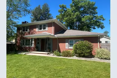 921 Par 4 Circle, Kalamazoo, MI 49008 - Photo 2