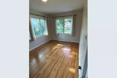 921 Par 4 Circle, Kalamazoo, MI 49008 - Photo 14