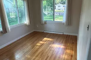921 Par 4 Circle, Kalamazoo, MI 49008 - Photo 16