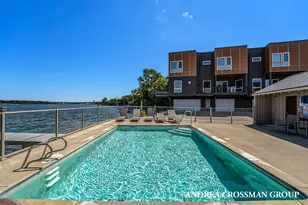543 Macatawa Ave, Holland, MI 49423 - Photo 4