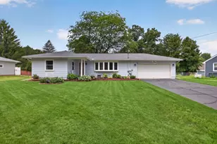 216 Eastlawn, Parma, MI 49269 - Photo 4