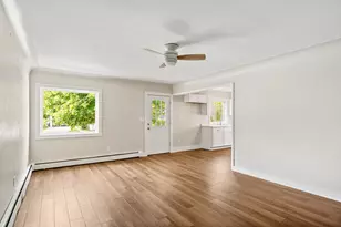 112 Fulton St, Petoskey, MI 49770 - Photo 12