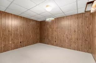25352 Potomac Dr, South Lyon, MI 48178 - Photo 20