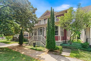 58 E 13th St, Holland, MI 49423 - Photo 2
