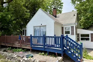 820 Oak St, Manistee, MI 49660 - Photo 1
