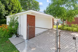 28852 Westfield St, Livonia, MI 48150 - Photo 44