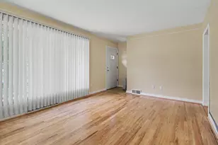 1210 Hull, Ypsilanti, MI 48198 - Photo 6