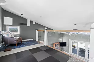 110 N Harbor Dr, Grand Haven, MI 49417 - Photo 38
