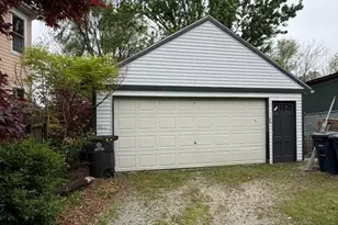 213 W Summit St, Ann Arbor, MI 48103 - Photo 2