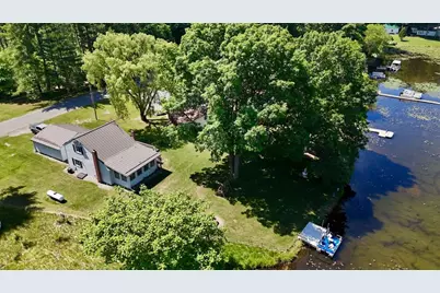 10041 Birch Drive, Riverdale, MI 48877 - Photo 2