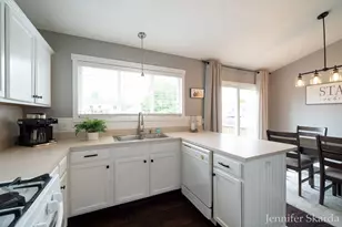 3054 Woodglen St NW, Grand Rapids, MI 49504 - Photo 20