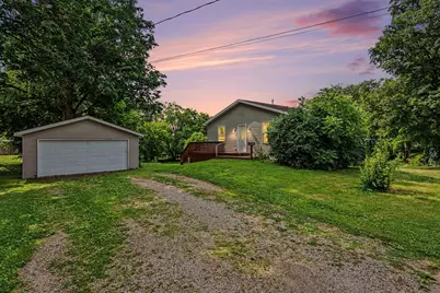 215 S Lincoln Avenue, Three Rivers, MI 49093 - Photo 4