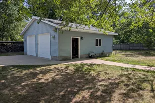 271 Randall Rd, Muskegon, MI 49441 - Photo 2