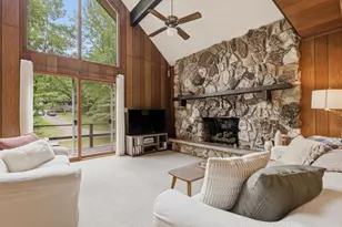 9352 W Circle Dr, Canadian Lakes, MI 49346 - Photo 6