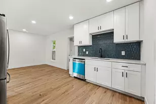 1967 Francis Ave SE, Grand Rapids, MI 49507 - Photo 8