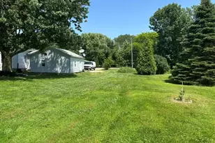 1984 Greenly Ave, Benton Harbor, MI 49022 - Photo 18