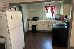 1984 Greenly Ave, Benton Harbor, MI 49022 - Photo 4