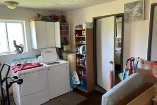 1984 Greenly Ave, Benton Harbor, MI 49022 - Photo 8