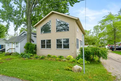 11065 E Indian Lake Drive, Vicksburg, MI 49097 - Photo 1