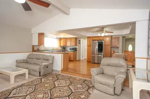 14490 Edshire Dr, Sterling Heights, MI 48312 - Photo 12