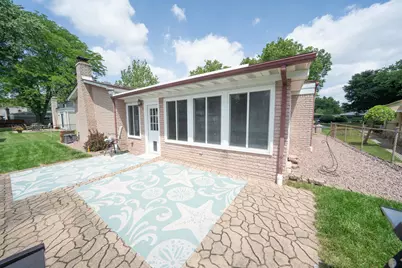 14490 Edshire Drive, Sterling Heights, MI 48312 - Photo 8