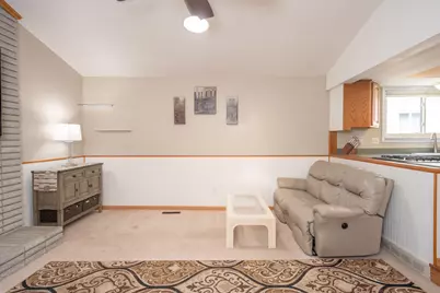 14490 Edshire Drive, Sterling Heights, MI 48312 - Photo 22