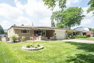 14490 Edshire Dr, Sterling Heights, MI 48312 - Photo 2