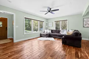 68334 Apple Ln, Benton Harbor, MI 49022 - Photo 6