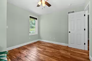 68334 Apple Ln, Benton Harbor, MI 49022 - Photo 18