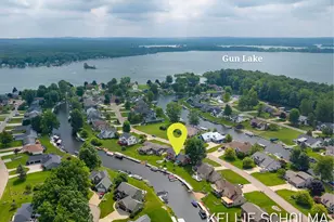 12814 Theris Dr, Wayland, MI 49348 - Photo 2