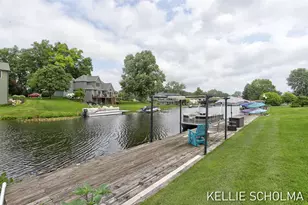 12814 Theris Dr, Wayland, MI 49348 - Photo 8