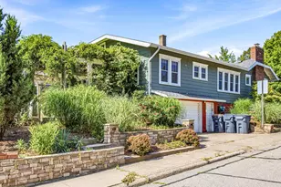 2501 Lakeview Ave, Saint Joseph, MI 49085 - Photo 4