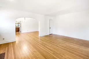 2501 Lakeview Ave, Saint Joseph, MI 49085 - Photo 14