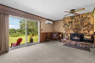 10663 Hall Rd, Whitmore Lake, MI 48189 - Photo 4