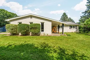 10663 Hall Rd, Whitmore Lake, MI 48189 - Photo 62