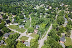 4389 Westover Dr, West Bloomfield, MI 48323 - Photo 4