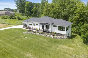 9465 Wabasis Pointe Dr NE, Greenville, MI 48838 - Photo 8