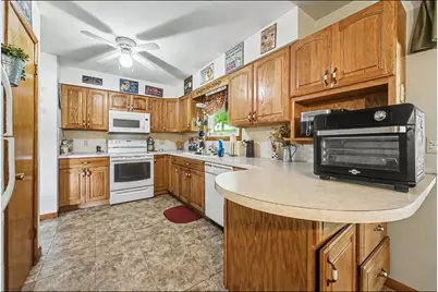 7114 Kay Drive, Greenville, MI 48838 - Photo 6