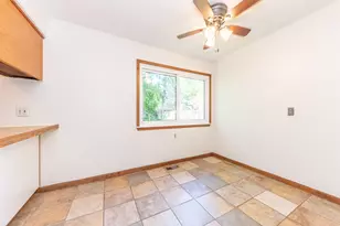 603 Manor Dr, Ann Arbor, MI 48105 - Photo 12