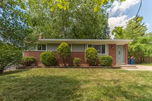 603 Manor Dr, Ann Arbor, MI 48105 - Photo 2
