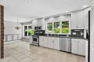 5017 Merryview Dr, Portage, MI 49024 - Photo 8