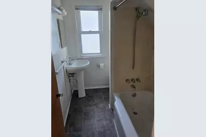 933 Maplegrove Avenue, Royal Oak, MI 48067 - Photo 16