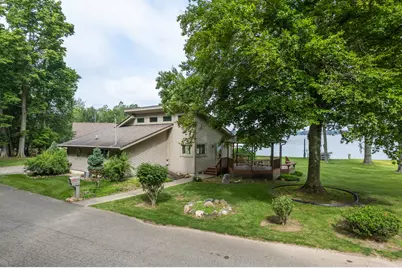 128 Wilmin Road, Quincy, MI 49082 - Photo 2
