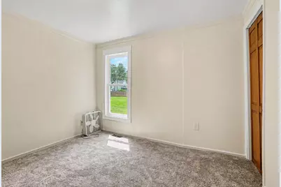 421 E Division Street, Dowagiac, MI 49047 - Photo 10