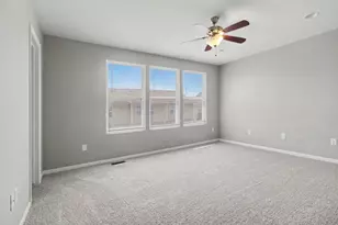 27971 Middleton Dr, Novi, MI 48377 - Photo 10